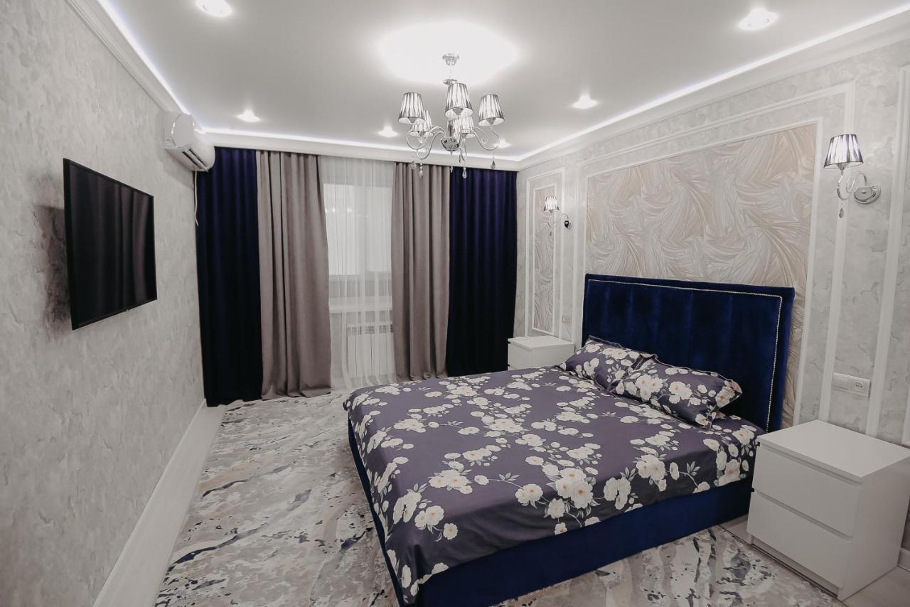 Vip Апартаменты Однокомнатная Квартира Uralsk Exterior foto